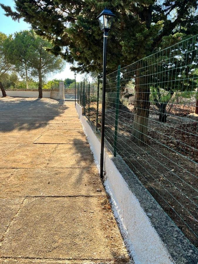 Villa Naomi Ostuni Bagian luar foto